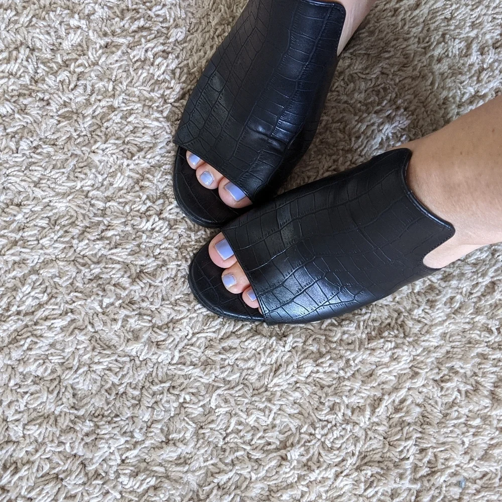 🆕🌿BLACK HEEL MULE SANDALS🌿